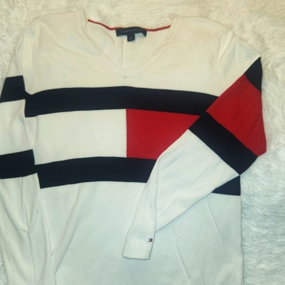 TOMMY HILFIGER Sweater - Picture 2 of 7